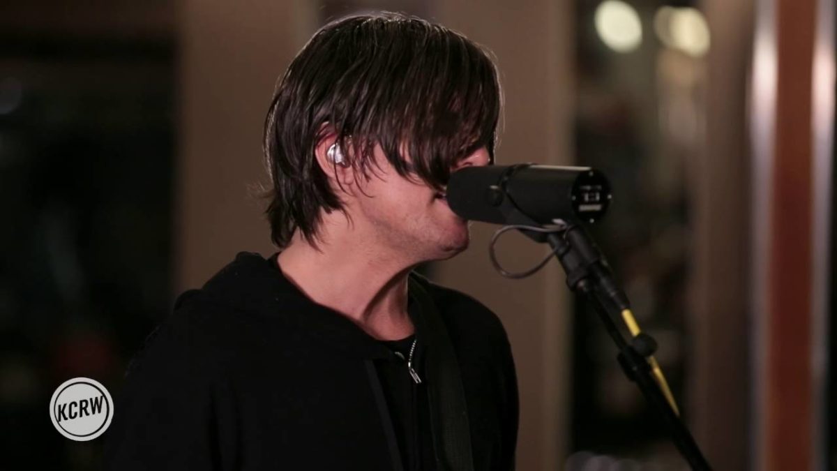 Autolux performing "Selectallcopy" Live on KCRW