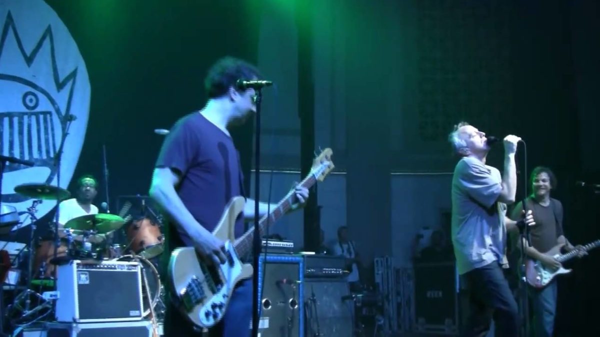 Ween - Let's Dance (David Bowie cover) (2-cam) 4/14/11 Nashville, TN @ War Memorial Auditorium (HD)