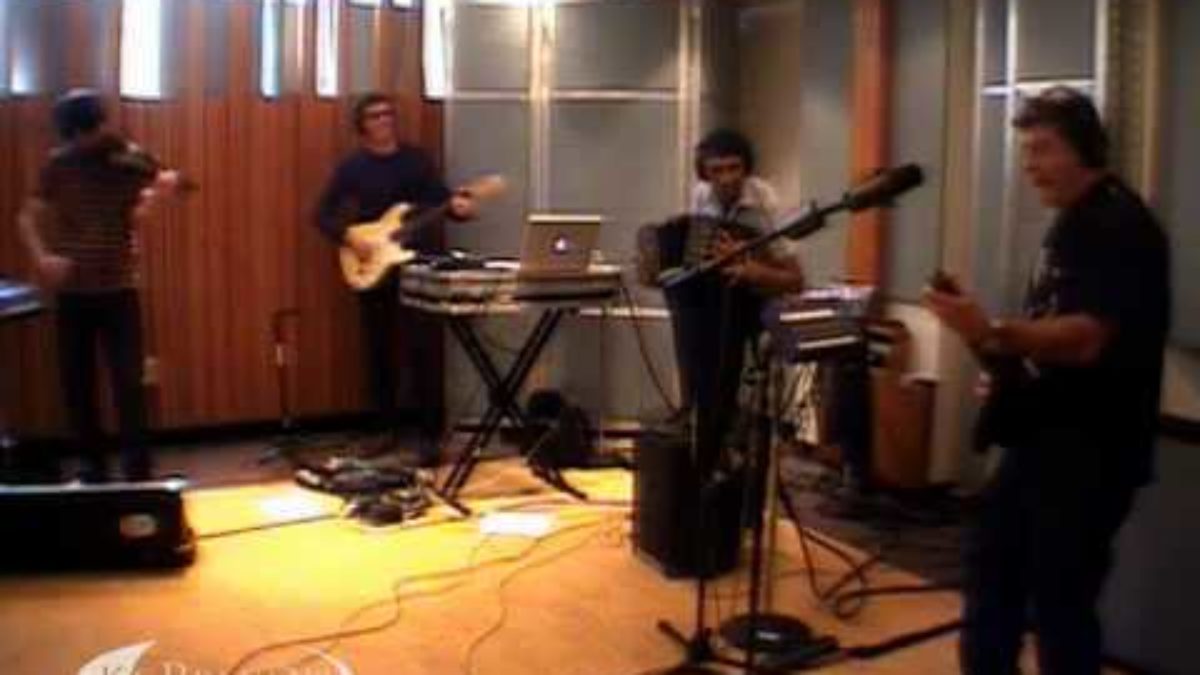Bajofondo performing "Pa 'Bailar" on KCRW