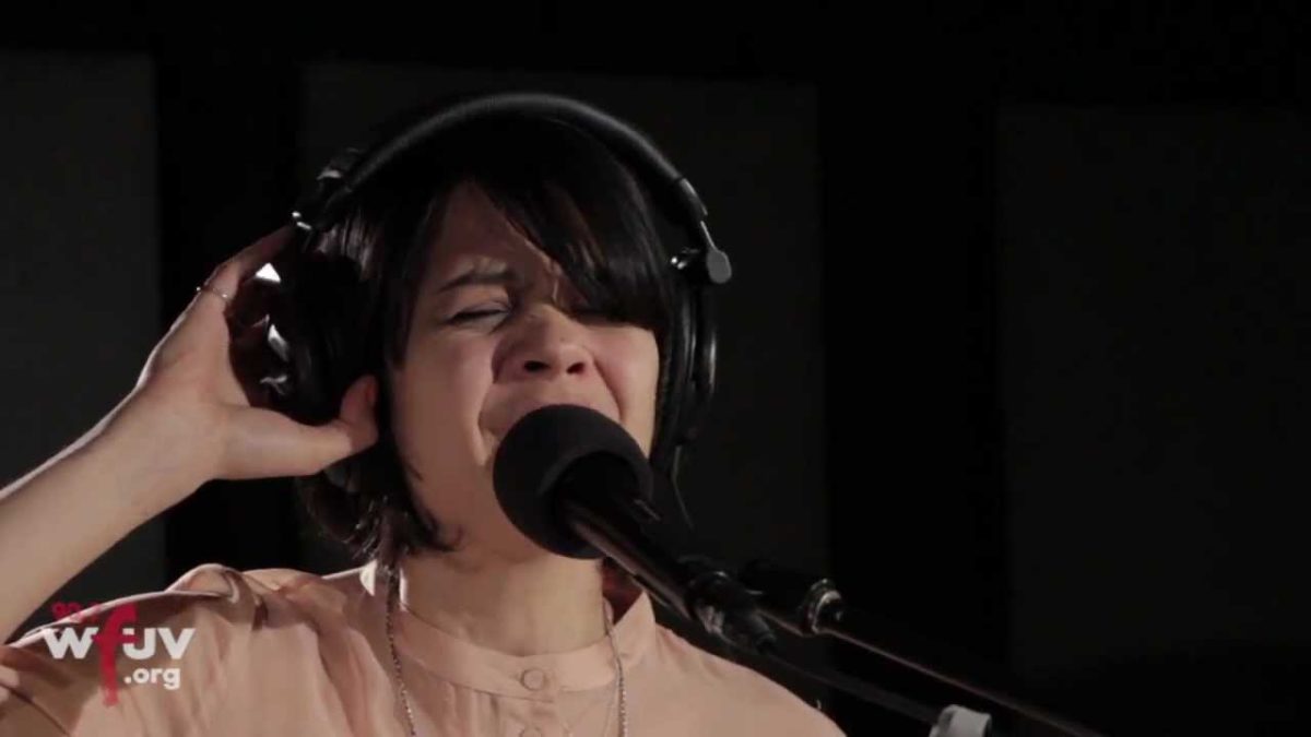 Bat for Lashes - "All Your Gold" (Live at WFUV)