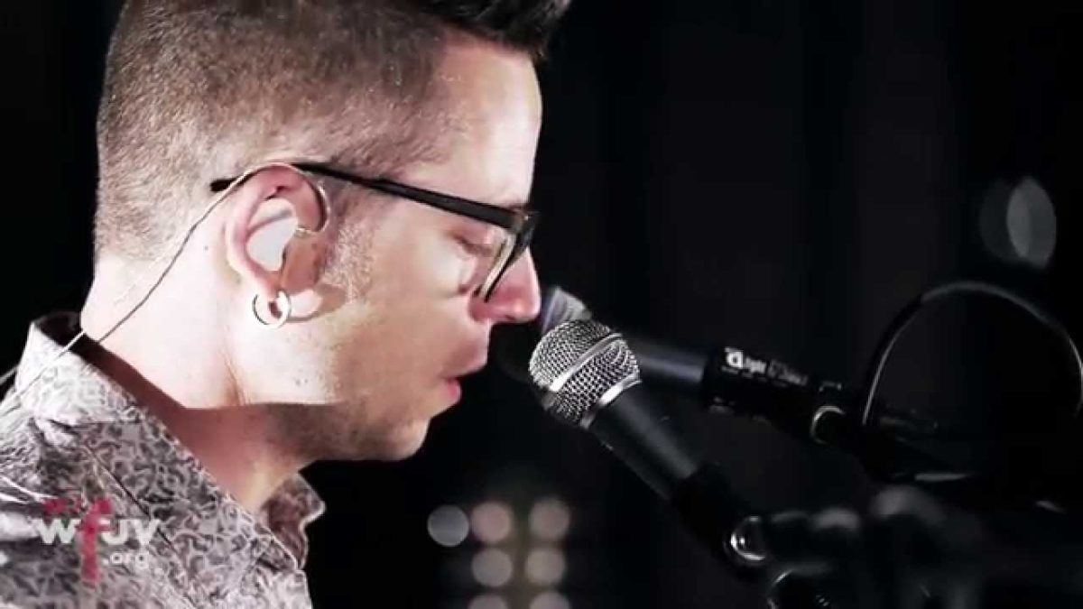 Bernhoft - "Wind You Up" (Live at WFUV)