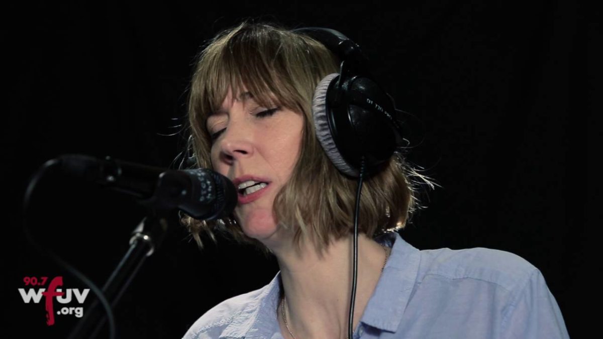 Beth Orton - "Wave" Live at WFUV
