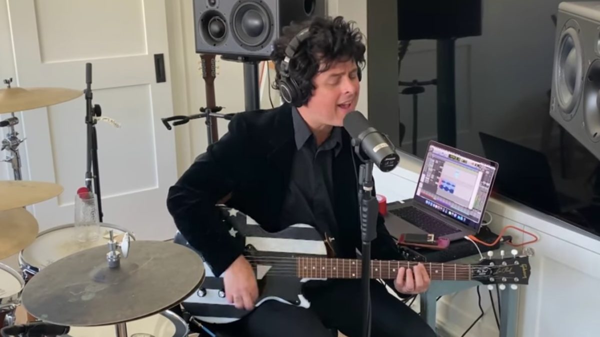 Green Day’s Billie Joe Armstrong Covers ‘I Think We’re Alone Now’ For ‘Fallon’