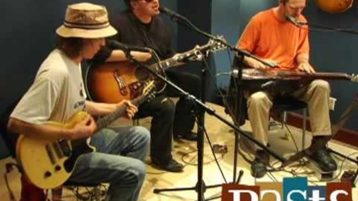 Bloodkin "Ghost Runner" live at Paste
