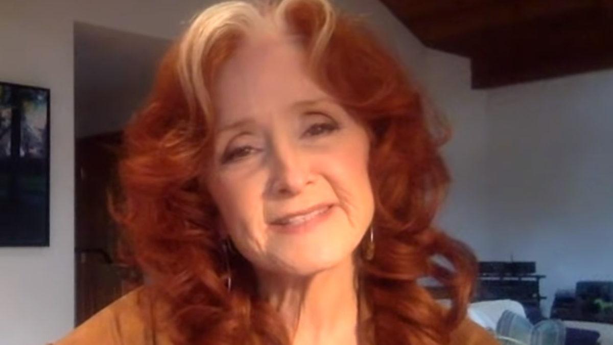 Bonnie Raitt Performs ‘Home’ For John Prine