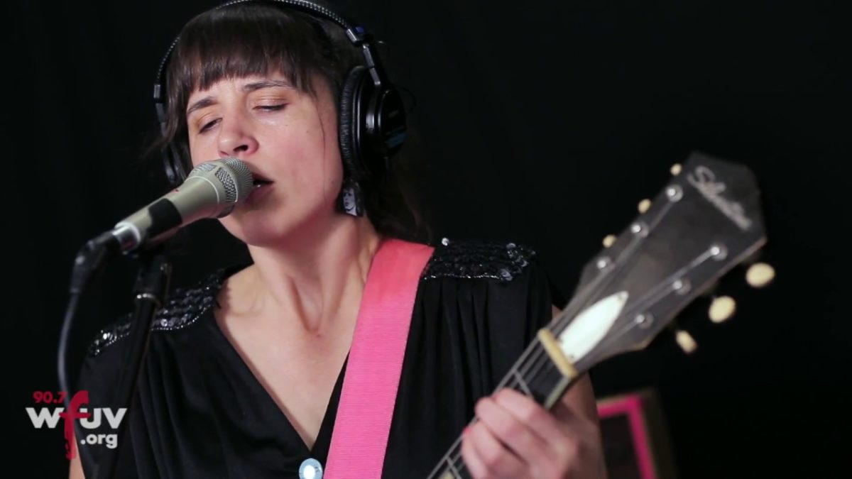 Bridget Kearney   Won't Let You Down   Live at WFUV