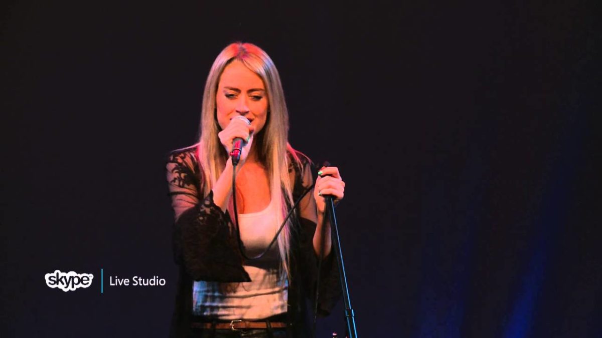 Brooke Eden - Daddy's Money (98.7 THE BULL)