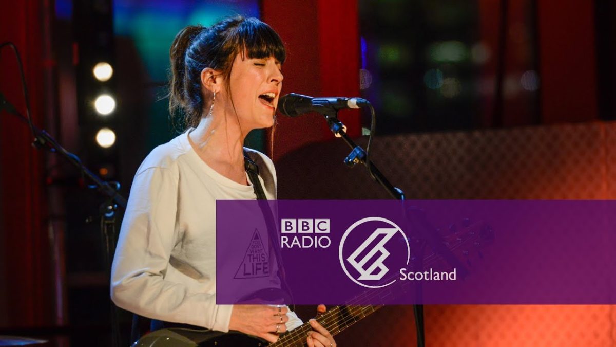 Bryde - Less (The Quay Sessions)