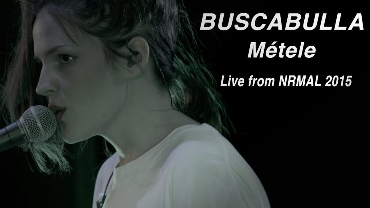 Buscabulla performs "Métele" at NRMAL