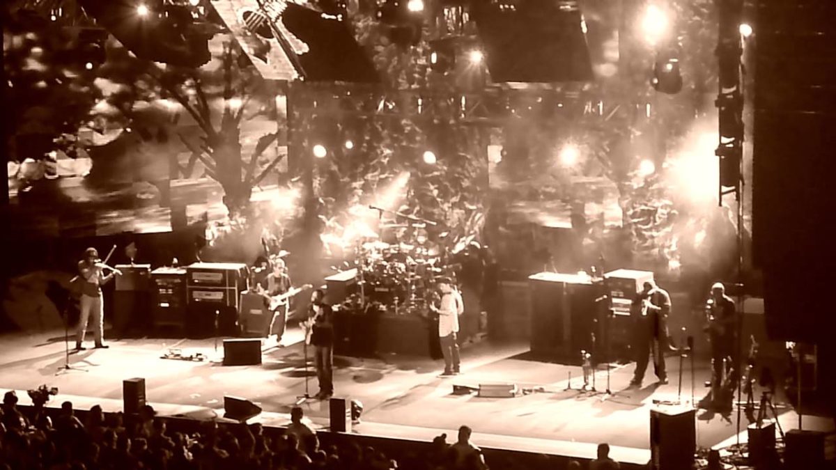 Cant Stop Irvine,CA Dave Matthews Band 8/21/10 [HD] in Sepia color