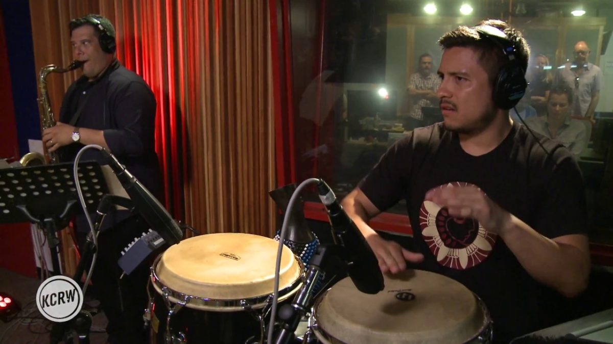 Chico Mann and Captain Planet performing "Y Ahora Que" Live on KCRW