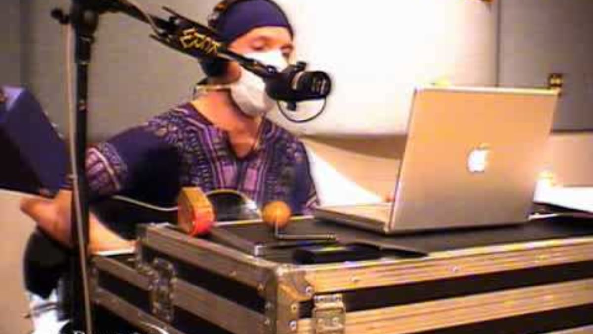 Clinic performing "I'm Aware" on KCRW