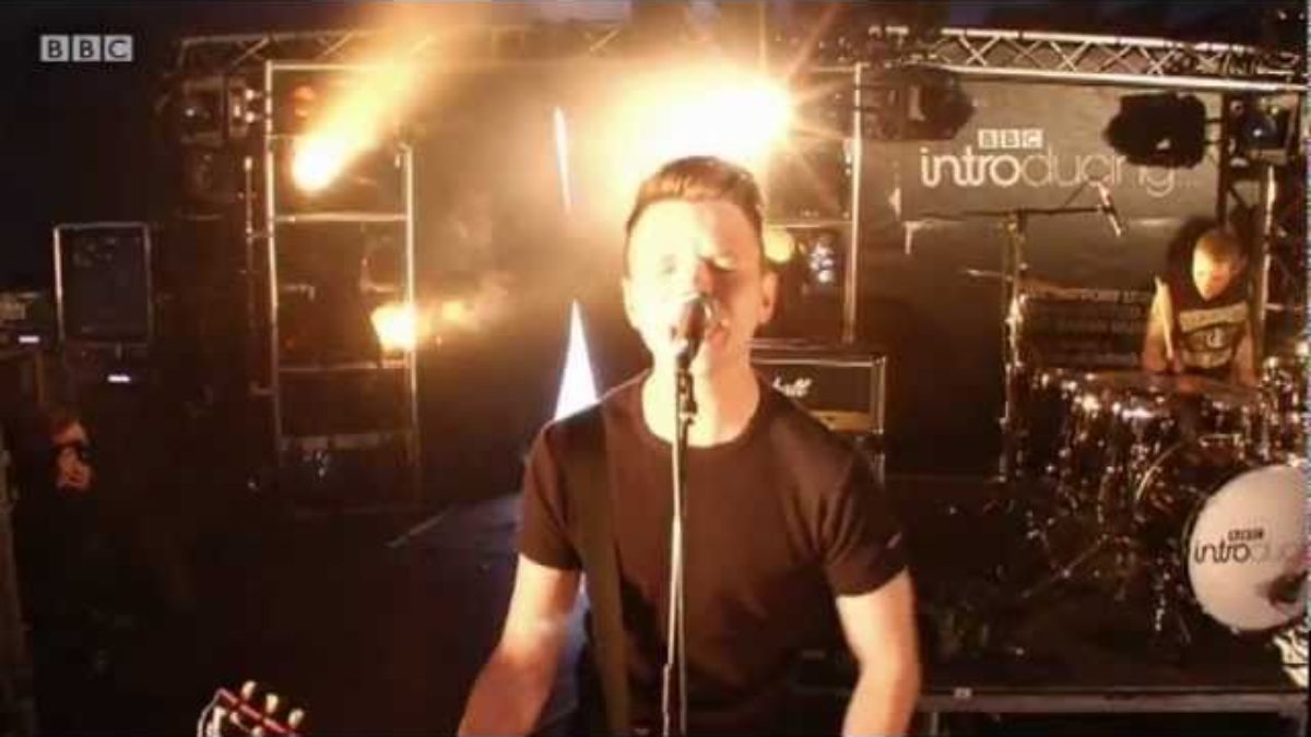 Colt 45  - Chasing Yesterday (BBC Radio 1's Big Weekend 2011)