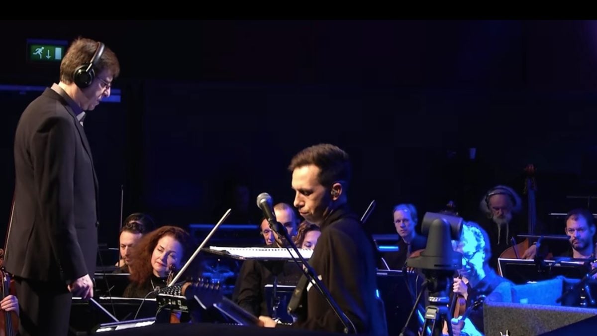 Cory Wong & Metropole Orkest Perform ‘Simon’ Live In Amsterdam
