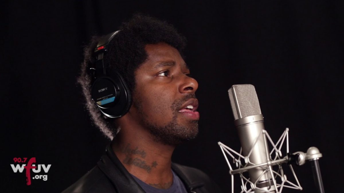 Curtis Harding - "Wednesday Morning Atonement" (Live at WFUV)