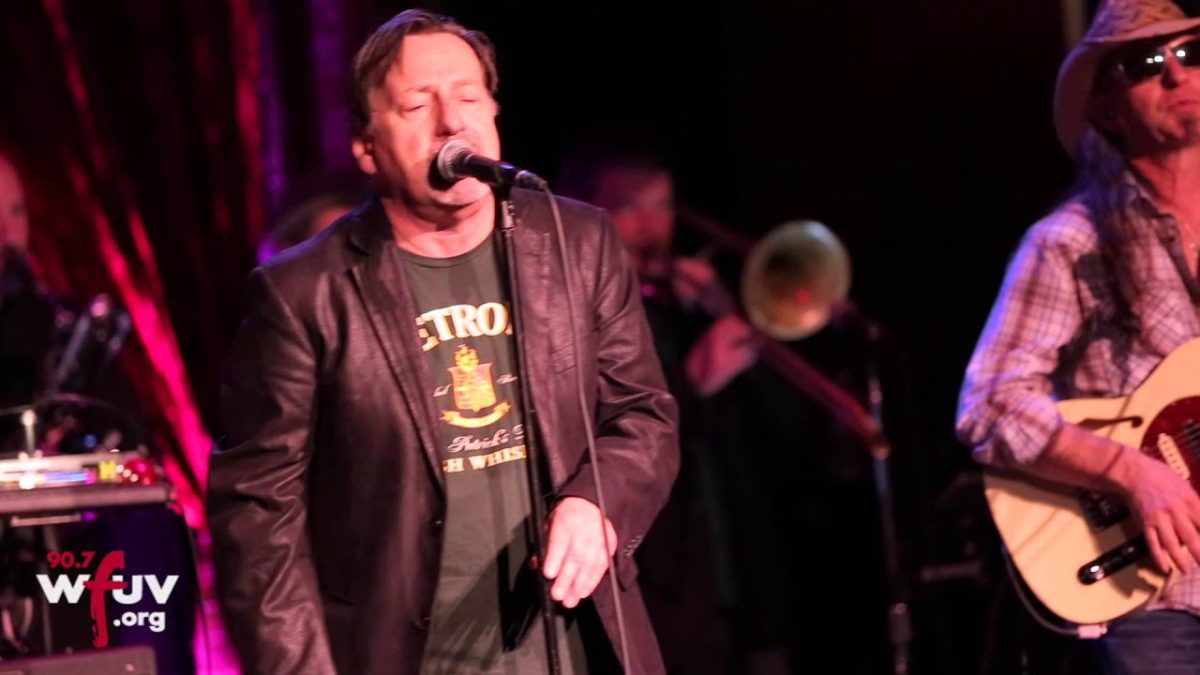 Southside Johnny and The Asbury Jukes - "I Don't Want To Go Home" (FUV Live at the Cutting Room)