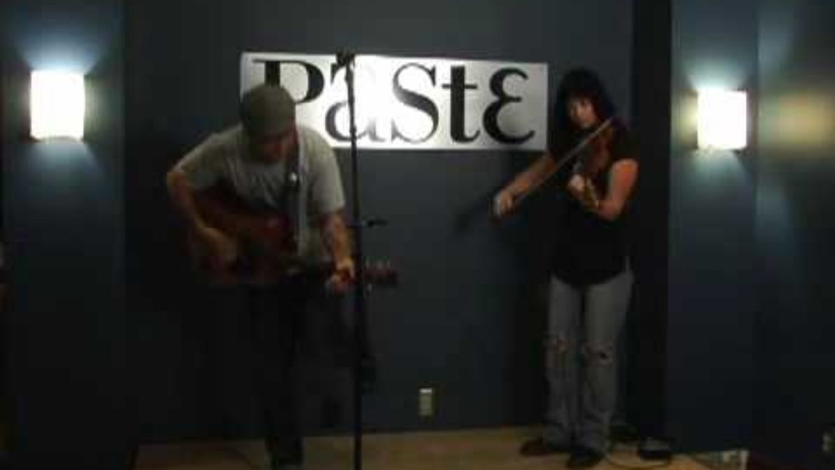 Damien Suomi "Mustard Seed" live at Paste