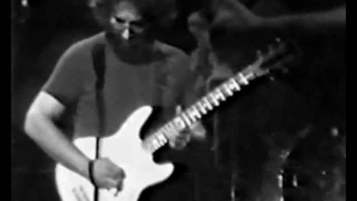 Dancin' in the Streets - Grateful Dead - 4-26-1977 Passaic, NJ set2-03