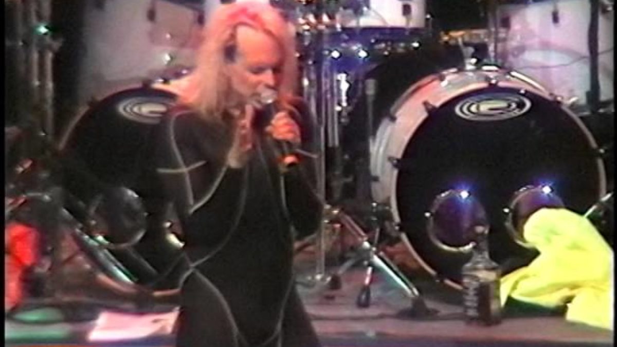 David Lee Roth - (The Spectrum) Philadelphia,Pa 11.21.01