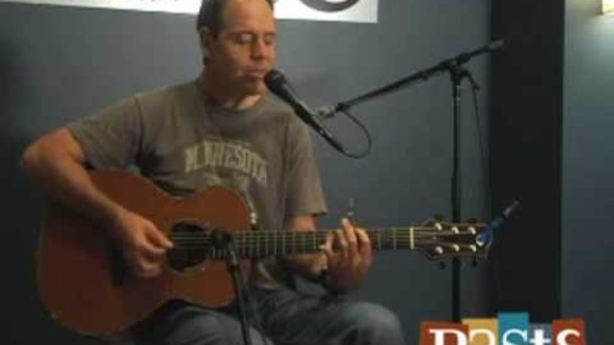 David Wilcox "Redeye" live at Paste
