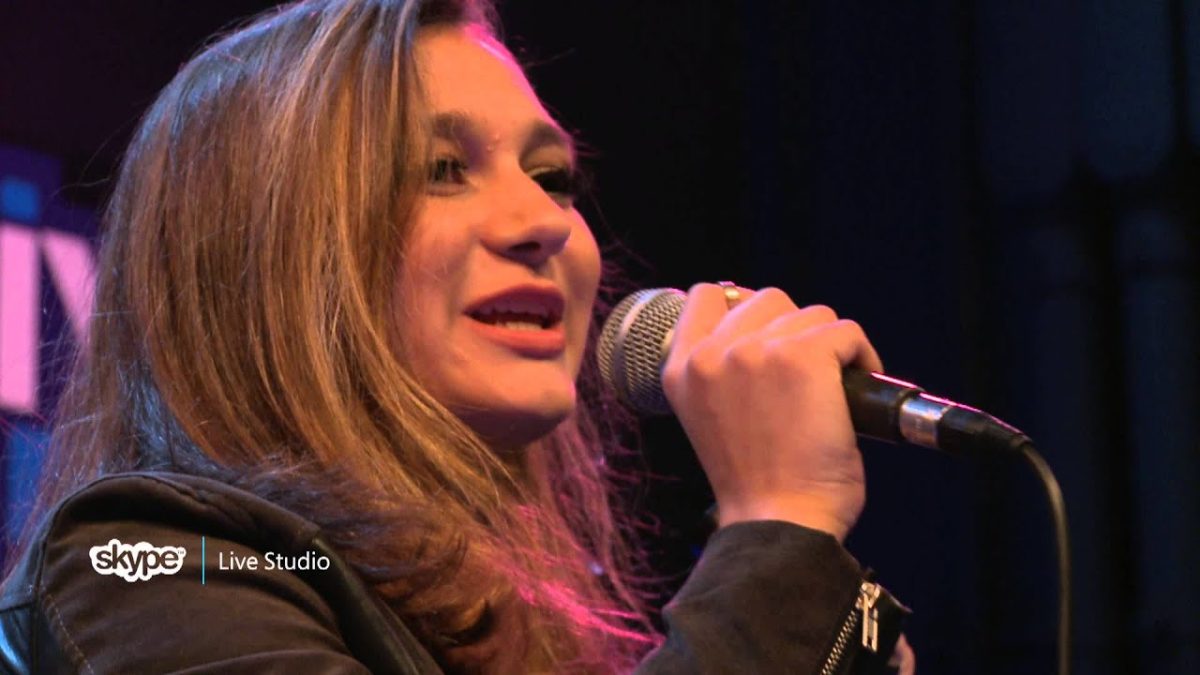 Daya - Sit Still, Look Pretty (LIVE 95.5)