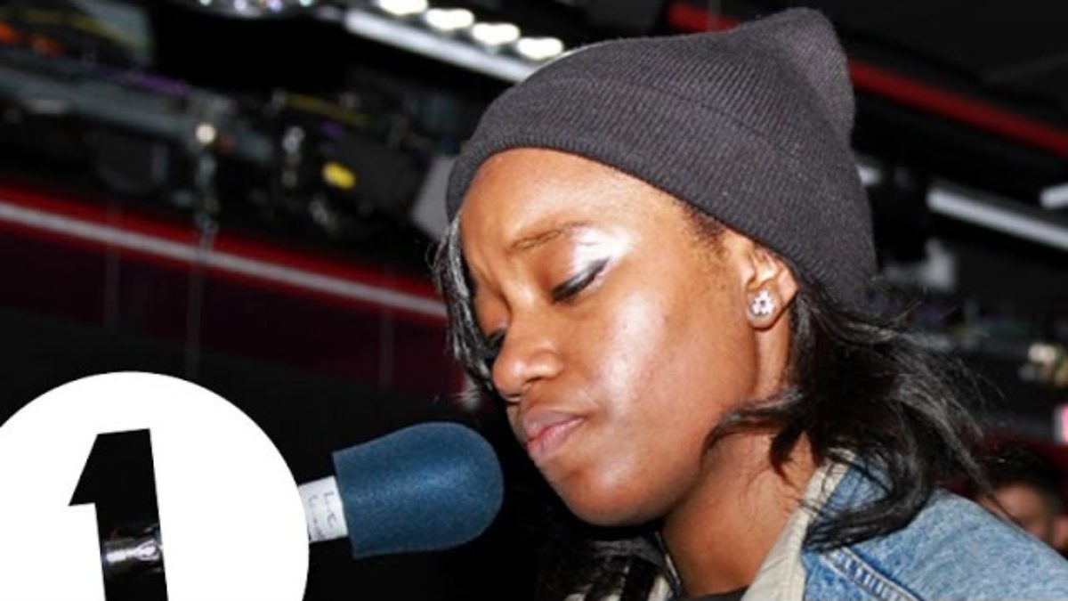 Denai Moore - Break Free (by Zedd & Ariana Grande) - Radio 1's Piano Sessions
