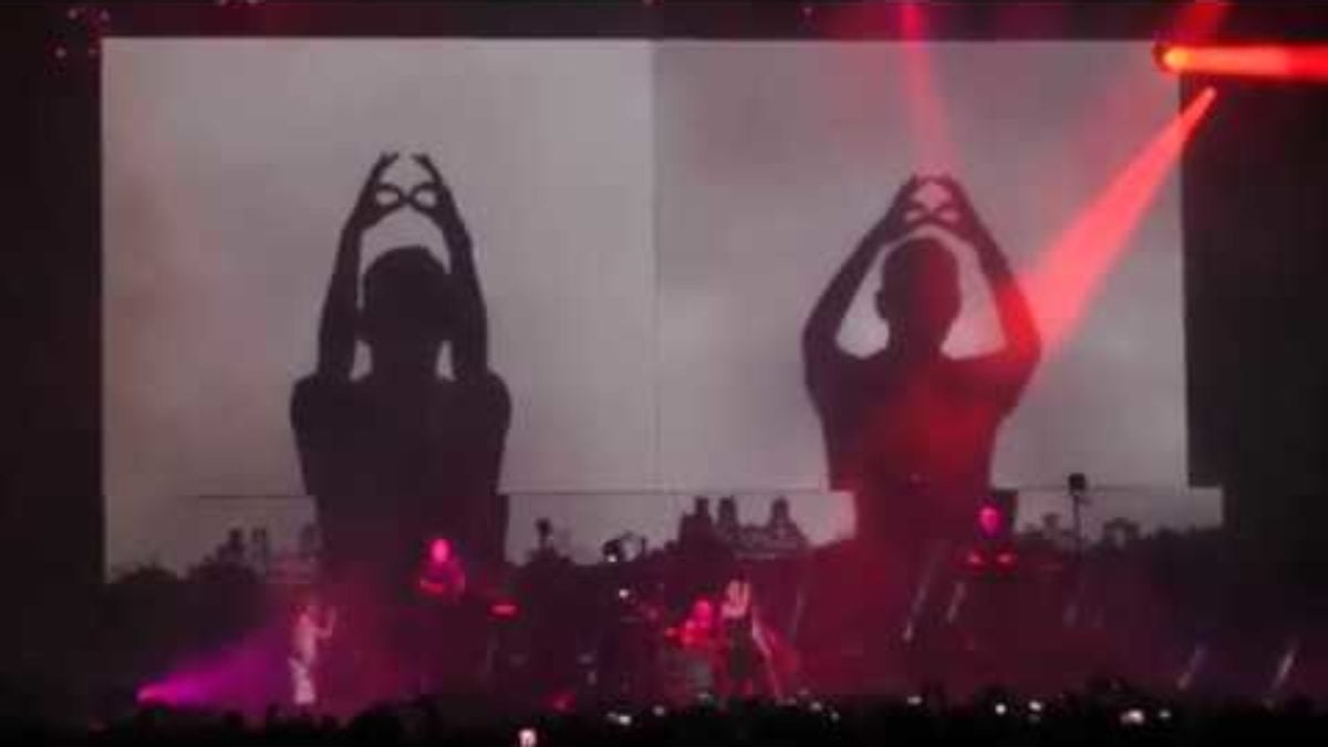 Depeche Mode - World In My Eyes (Wells Fargo Center) Philadelphia,Pa 6.3.18