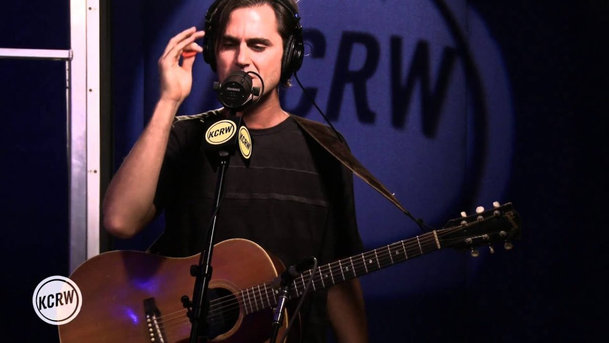 Diego Garcia performing "Sunnier Days" Live on KCRW