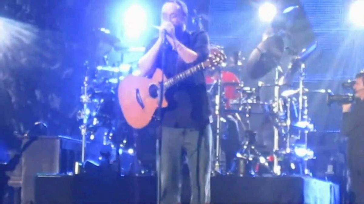 DMB - Jimi Thing - 9/18/10 - Wrigley Field - [Multi-Cam/Sync] - (Crowd Sings Verses)