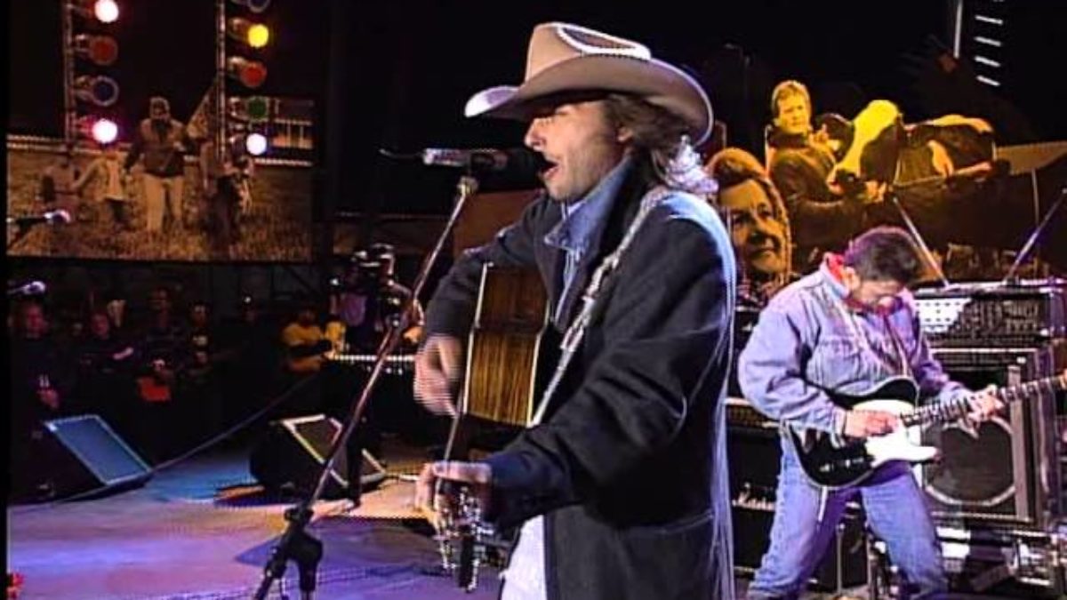 Dwight Yoakam - I Washed My Hands in Muddy Waters (Live at Farm Aid 1993)