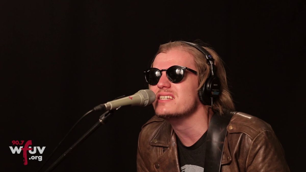 Dylan LeBlanc - "Renegade" (Live at WFUV)