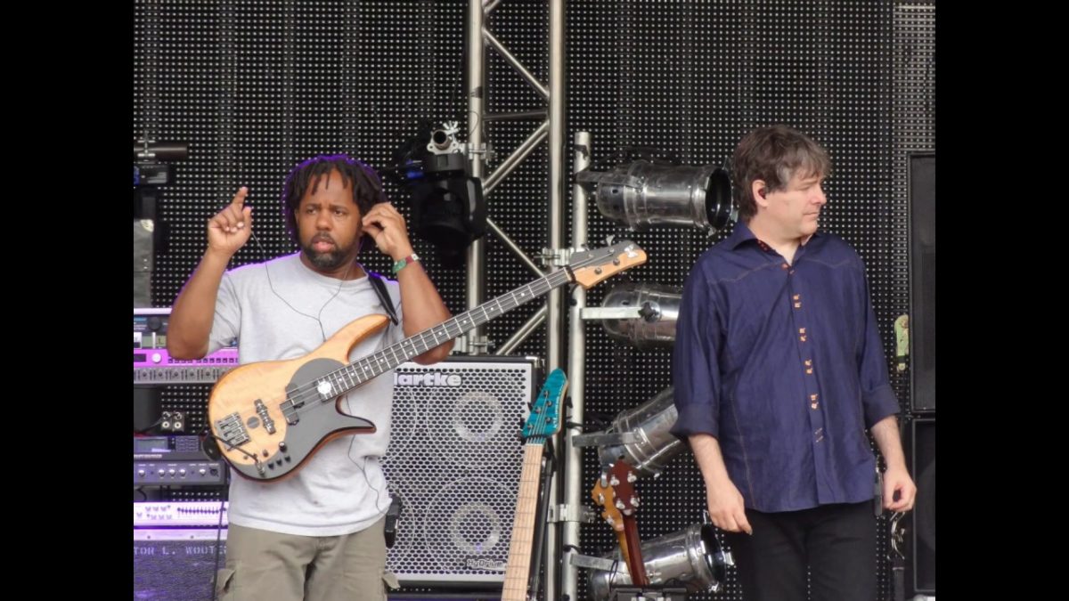 BELA FLECK and the FLECKTONES : Big Country : [1080p HD} : Summer Camp : Chillicothe, IL : 5/29/2011