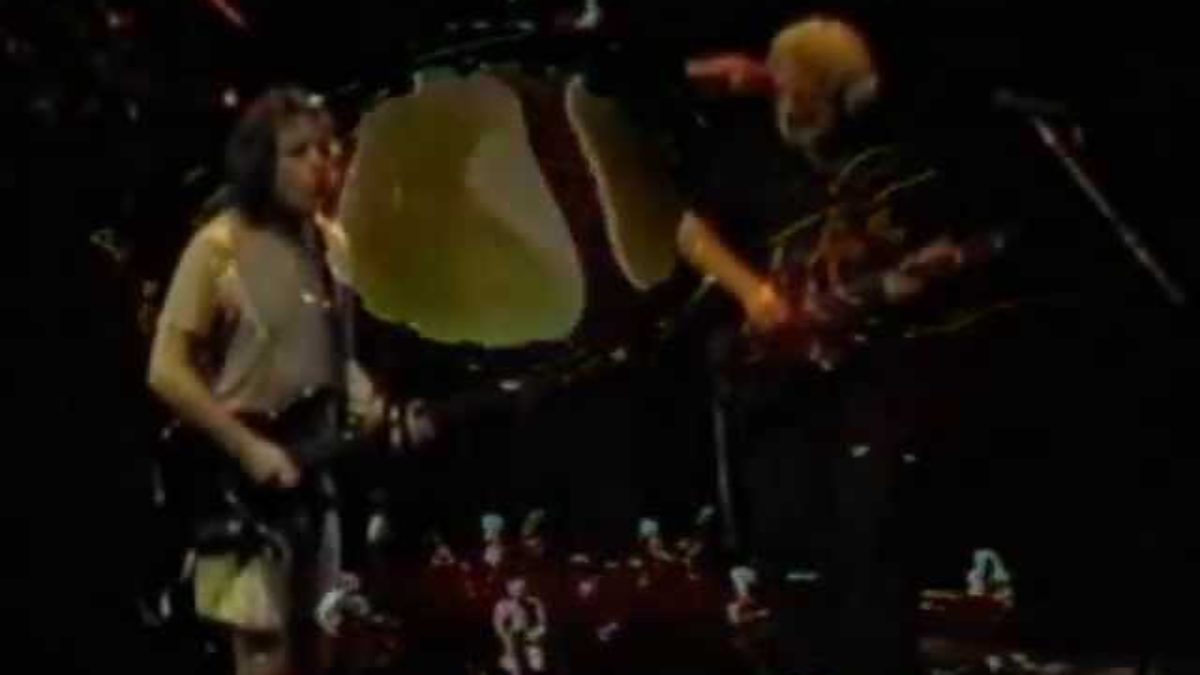 Turn On Your Lovelight (2 cam) - Grateful Dead - 10-14-1994 Madison Square Garden, NY (set2-10)
