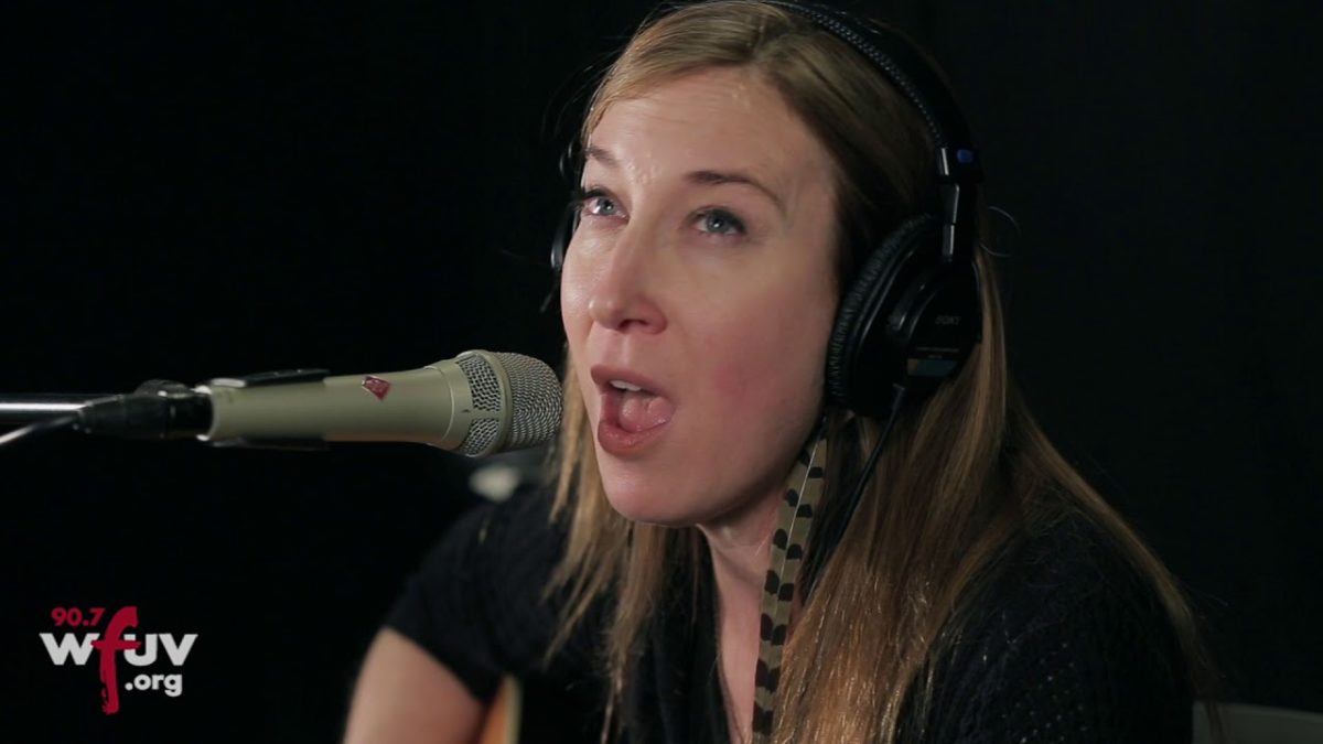 Erika Wennerstrom - "Be Good To Yourself" (Live at WFUV)