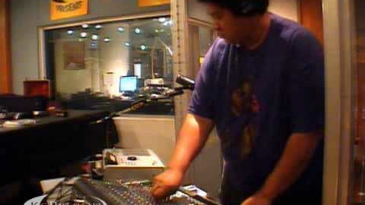 Fat Freddy's Drop performing "Pull The Catch" on KCRW