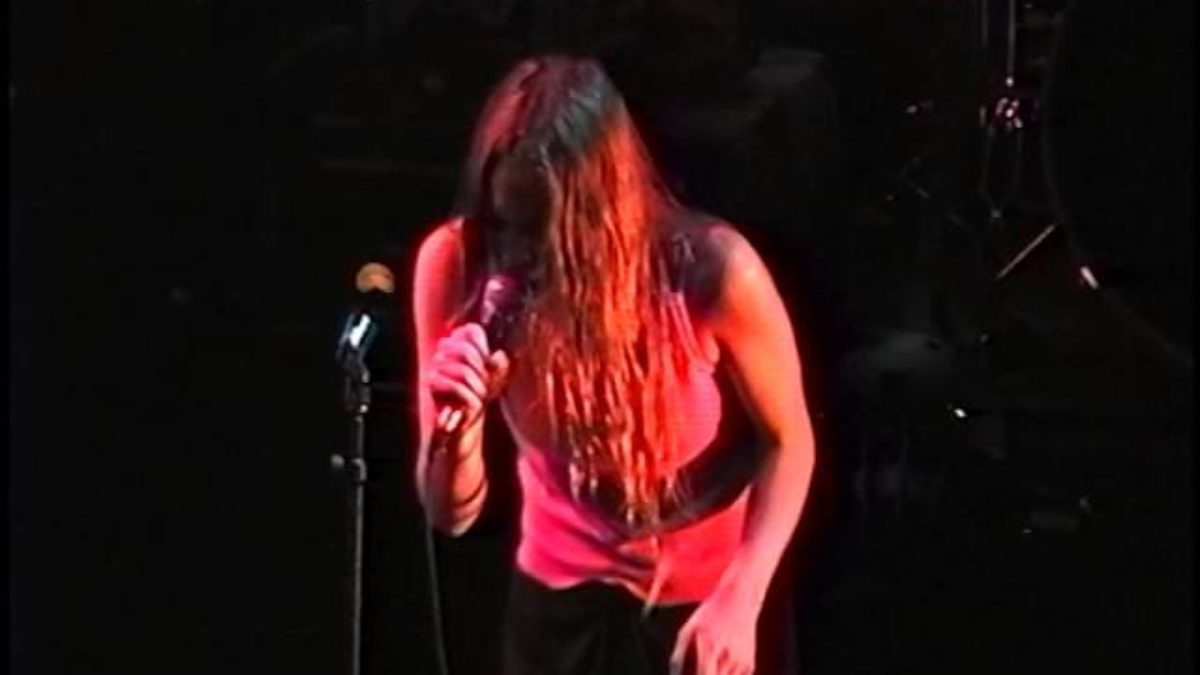 Fiona Apple - (Tower Theater) Upper Darby,Pa 5.23.00