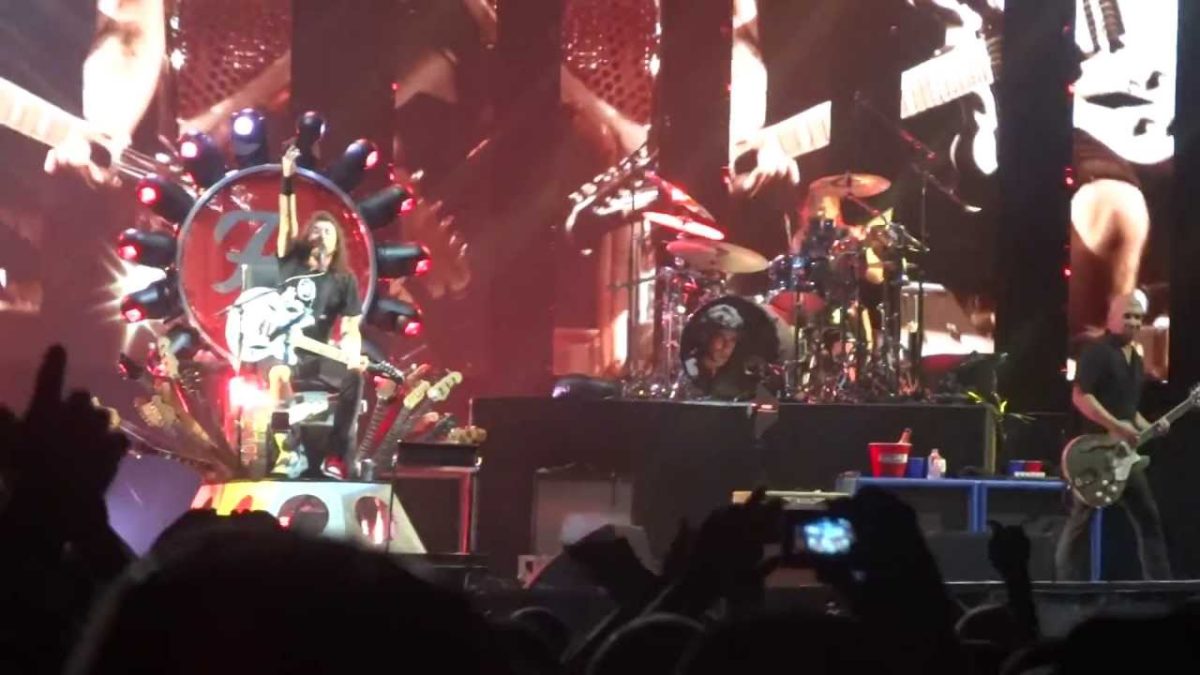 FOO FIGHTERS : My Hero : {1080p HD} : Wrigley Field : Chicago, IL : 8/29/2015
