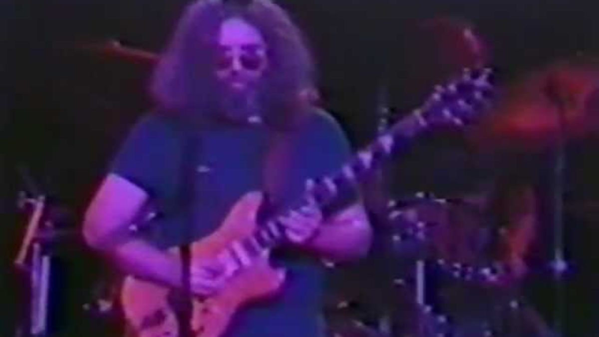 Estimated ~ Sugar Magnolia - Grateful Dead - 11-24-1978, Capitol Thea., Passaic, NJ (set2part)