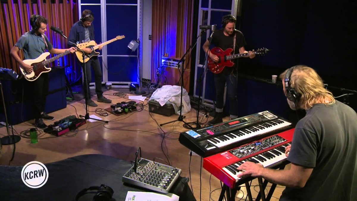 Gardens & Villa performing "Maximize Results" Live on KCRW