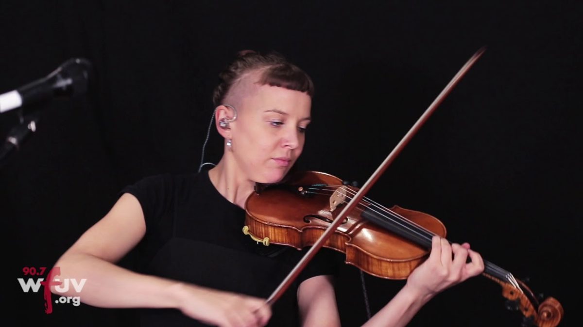 Gracie and Rachel - "Go" (Live at WFUV)
