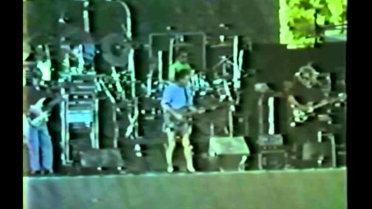 Grateful Dead 4/27/1991 Sam Boyd Silver Bowl, Las Vegas, NV Set 1