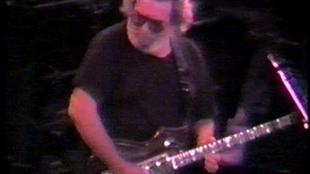 Grateful Dead Festhallle, Frankfort, Germany on 10/22/90 Complete Show