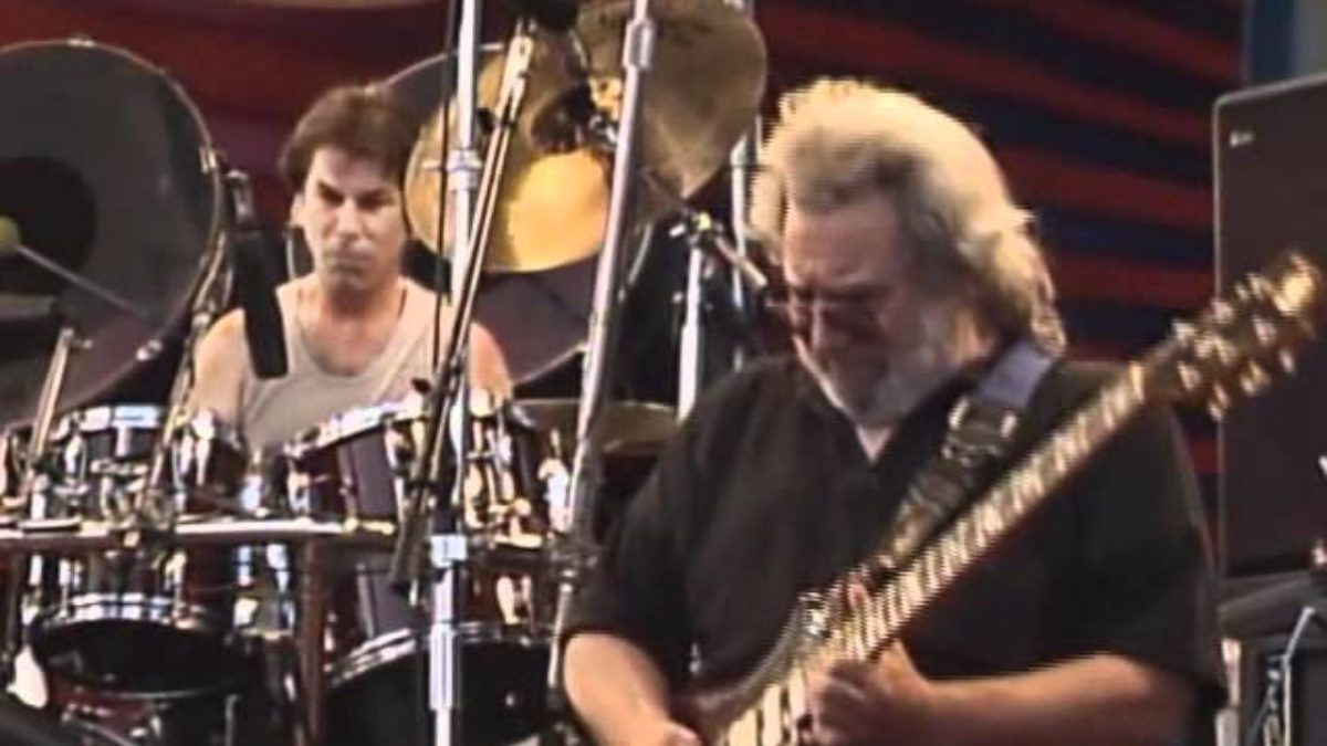 Grateful Dead - Hell In A Bucket 7-7-89