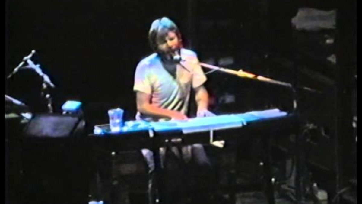 Grateful Dead Madison Square Garden 9/20/87 Set1