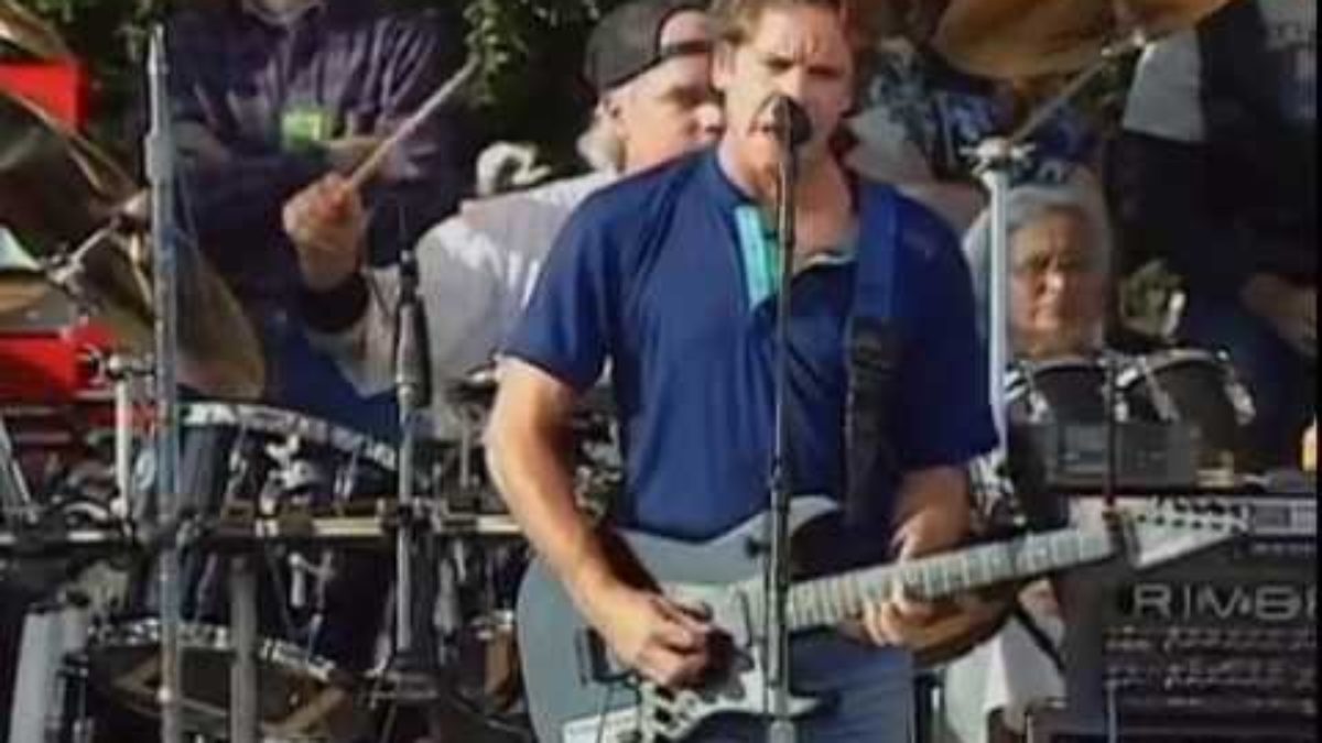 Grateful Dead - Wang Dang Doodle - 11/03/91 - Golden Gate Park (OFFICIAL)