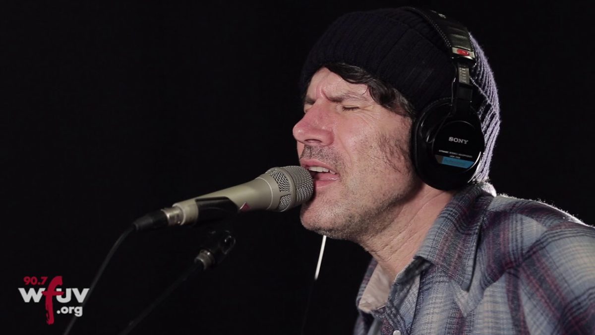 Gruff Rhys - "Selfies in the Sunset" (Live at WFUV)