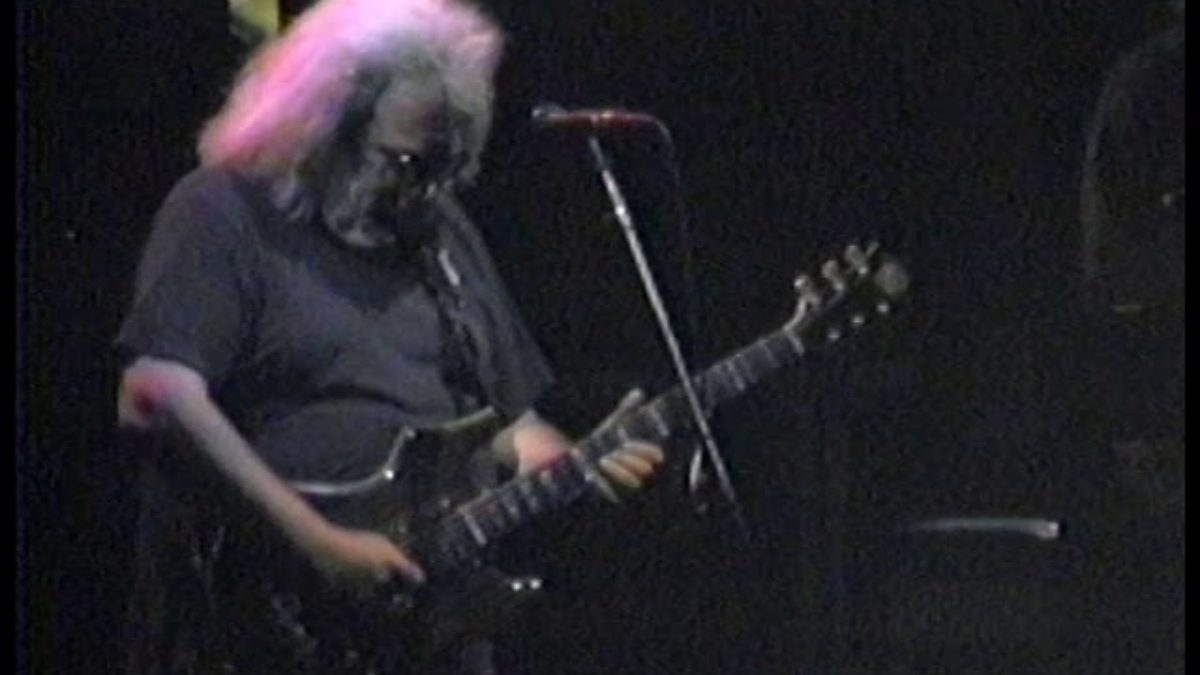 Grateful Dead Hampton Coliseum, Hampton, VA on 03/05/92 Lazy Cow Version Complete Show