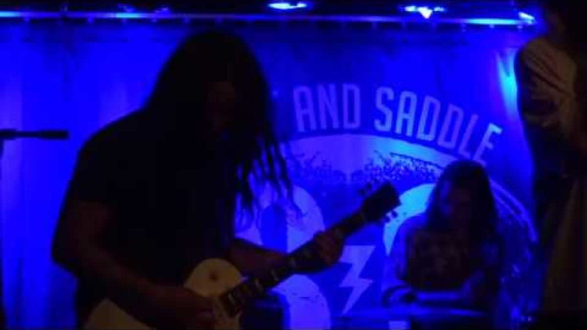Inside Voices - Our Pets Heads Are Falling Off W/Kyle Kimball of NOTHING (Philadelphia,Pa) 5.18.17
