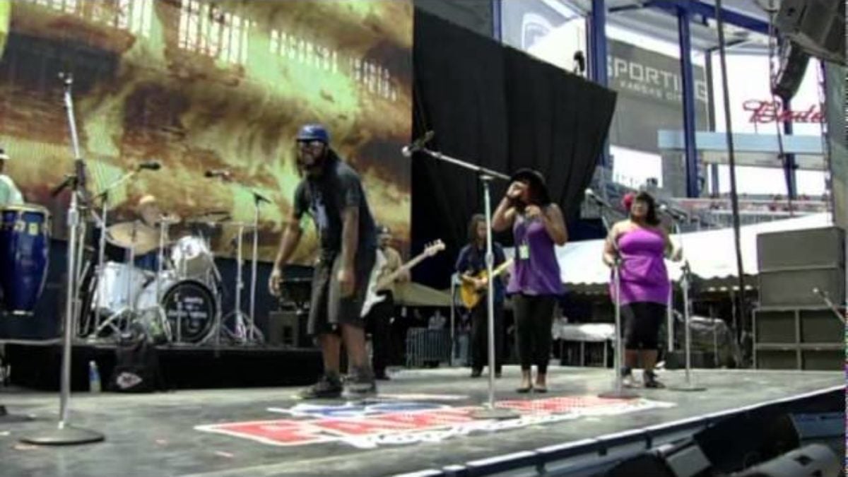 Hearts of Darkness - (Live at Farm Aid 2011)