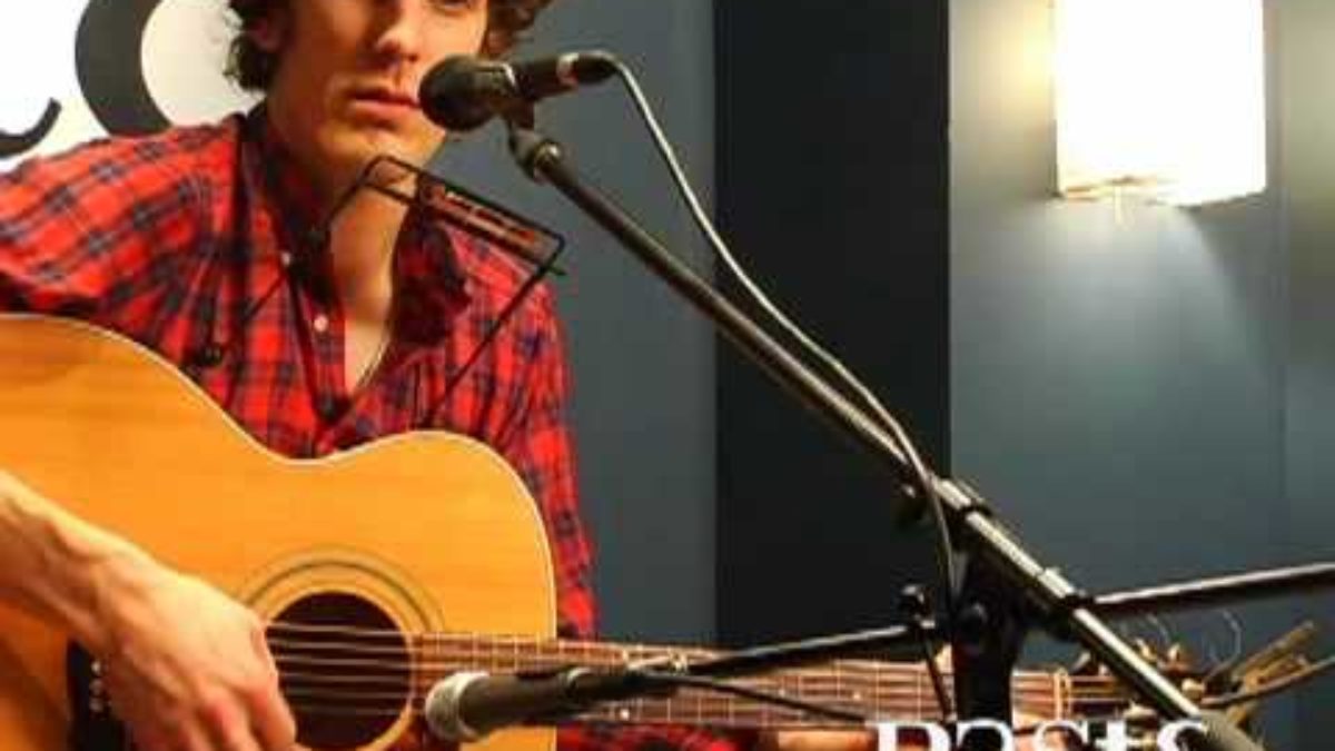 Ian Thomas "There Will Be Three" (Charlie Feathers Cover) live at Paste
